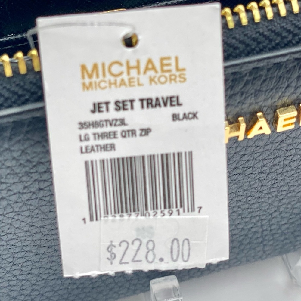 Michael Kors Jaycee Medium Backpack And Wallet Set - Picture 15 of 15